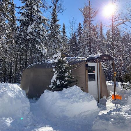 Yourtes - Chalets Lanaudiere Rawdon Exterior photo